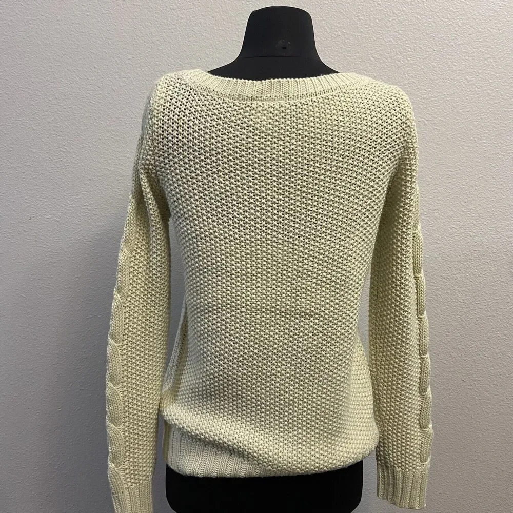 Hamsa‎ Brand Women's Ecru Cable Knit Sweater Size Medium Pullover